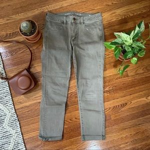 American Eagle Crop Jeans - Light Olive